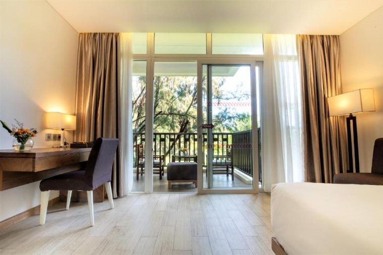 Premium Deluxe Double Garden view